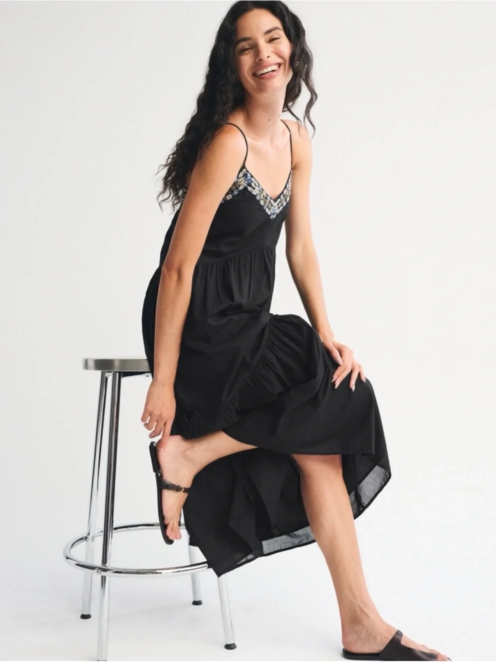 Abercrombie & Fitch V-Neck Flowy Maxi Dress